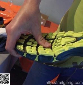 Merrell Agility Peak im Flextest